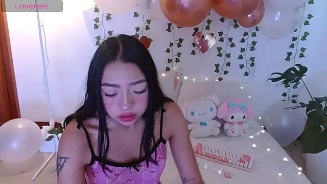 hellokitty  valery online show from 03/23/26, 09:41