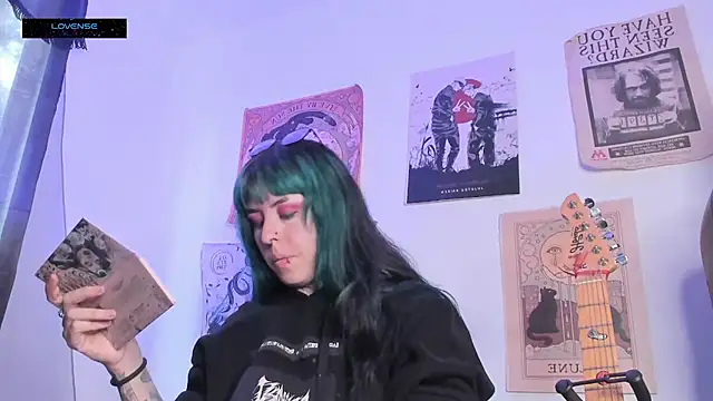 Hisato111 online show from 11/14/25, 02:49