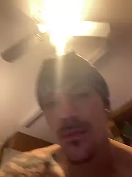 Polaroid White online show from 11/03/25, 07:26