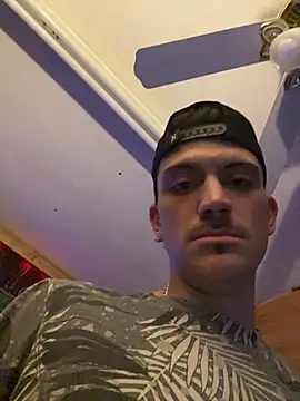 Polaroid White online show from 11/07/25, 11:32