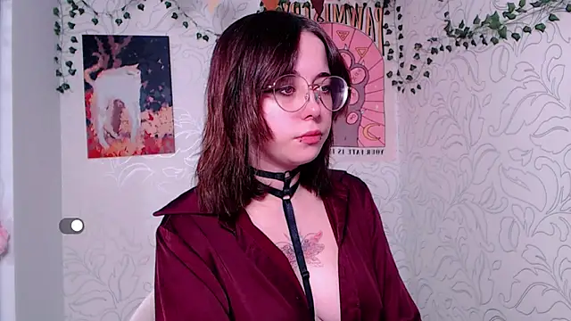 Snapshot of _miraclecattt_ chatting on 02/23/25, 04:50  miraclecattt  online show from 02/23/25, 04:50