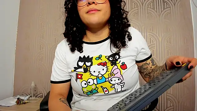 Snapshot of BloodyMaary_ chatting on 03/01/25, 02:55 BloodyMaary online show from 03/01/25, 02:55