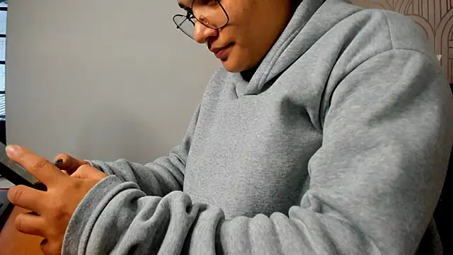 BloodyMaary  online show from 03/17/25, 11:42