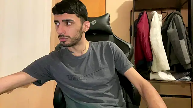 Snapshot of iendriw chatting on 10/03/25, 11:46 iendriw online show from 10/03/25, 11:46