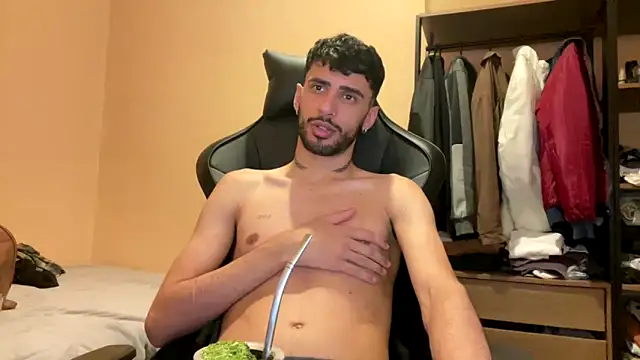 Snapshot of iendriw chatting on 11/05/25, 06:02 iendriw online show from 11/05/25, 06:02