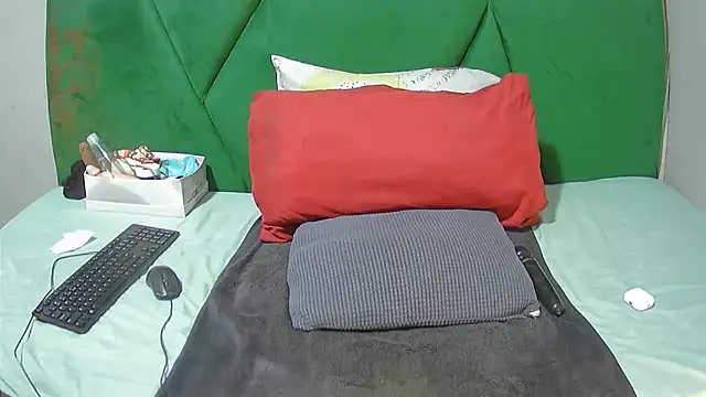 tasha97x online show from 06/14/26, 04:47