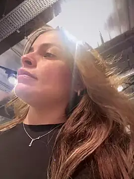 Snapshot of gynna_kimera chatting on 01/06/26, 12:20 gynna kimera online show from 01/06/26, 12:20