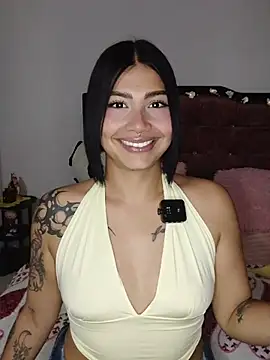 Snapshot of Kylie_brazt chatting on 05/03/26, 02:50 Kylie brazt online show from 05/03/26, 02:50