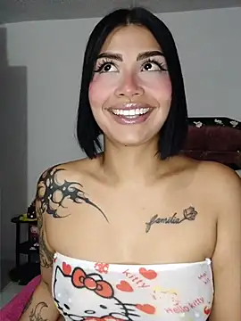 Snapshot of Kylie_brazt chatting on 05/10/26, 03:44 Kylie brazt online show from 05/10/26, 03:44