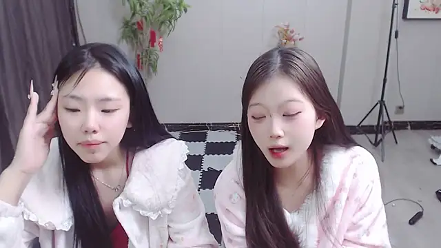 Snapshot of Facai55555 chatting on 02/25/25, 11:19 Facai55555 online show from 02/25/25, 11:19