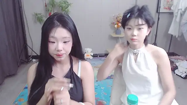 Snapshot of Facai55555 chatting on 03/08/25, 02:40 Facai55555 online show from 03/08/25, 02:40