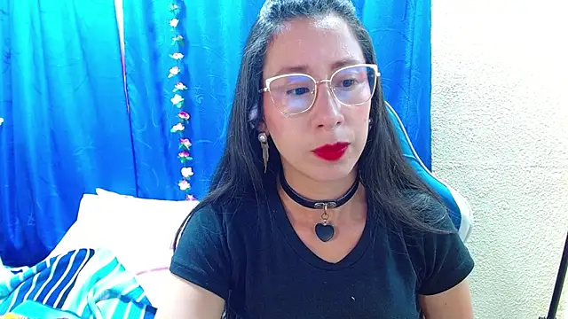 Gia leinn online show from 04/26/26, 03:42