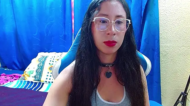 Gia leinn online show from 05/16/26, 07:56
