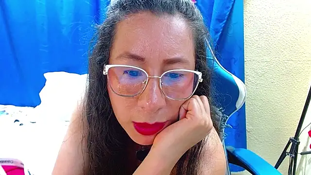 Gia leinn online show from 06/04/26, 02:39