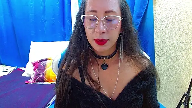Gia leinn online show from 06/06/26, 10:25