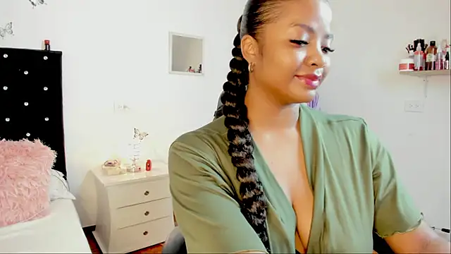 ValerieBlakee online show from 10/08/25, 06:27