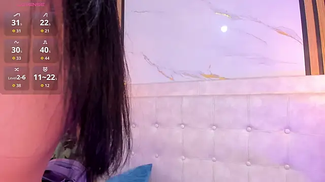 Madyson18 online show from 06/09/26, 11:44