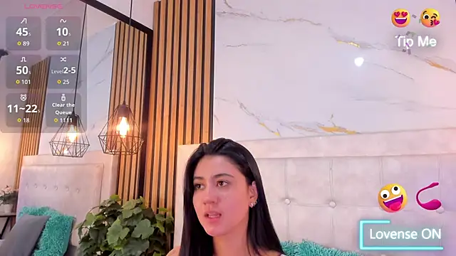 Madyson18 online show from 06/24/26, 12:04