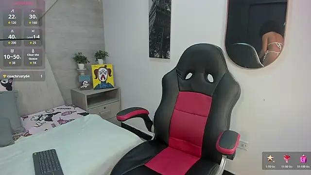 Layla Clarke online show from 11/15/25, 04:10