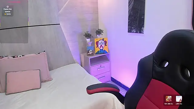 Layla Clarke online show from 01/10/26, 03:41