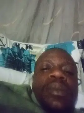 Snapshot of Bobbymotseki chatting on 08/04/26, 04:42 Bobbymotseki online show from 08/04/26, 04:42
