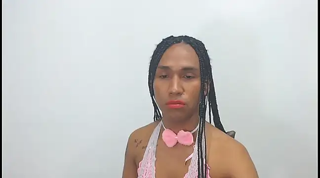 Snapshot of red_veltet chatting on 03/05/25, 11:17 red veltet online show from 03/05/25, 11:17