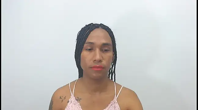Snapshot of red_veltet chatting on 03/07/25, 02:12 red veltet online show from 03/07/25, 02:12