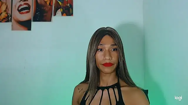 red veltet online show from 10/28/25, 03:58