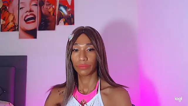 red veltet online show from 11/17/25, 03:18