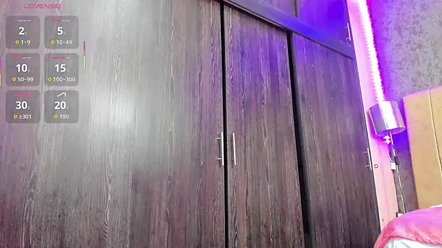 Snapshot of ava-am chatting on 09/13/25, 03:50 ava-am online show from 09/13/25, 03:50