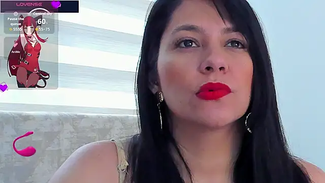 Snapshot of isabellarous- chatting on 06/10/26, 11:31 isabellarous- online show from 06/10/26, 11:31