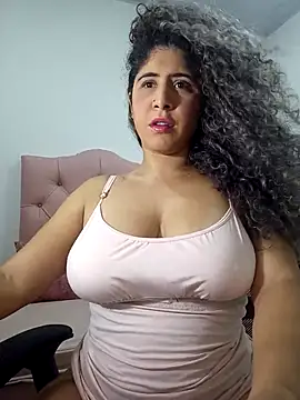 Snapshot of Lilith_30 chatting on 09/16/25, 03:07 Lilith 30 online show from 09/16/25, 03:07