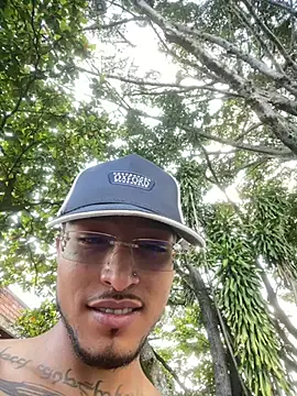 Snapshot of MaxxxSteil chatting on 03/09/25, 09:14 MaxxxSteil online show from 03/09/25, 09:14