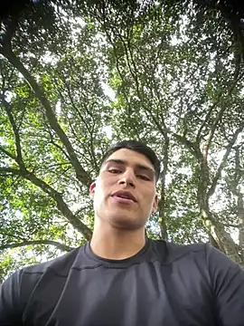 Snapshot of MaxxxSteil chatting on 03/18/25, 09:10 MaxxxSteil online show from 03/18/25, 09:10