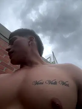 Snapshot of MaxxxSteil chatting on 09/22/25, 09:06 MaxxxSteil online show from 09/22/25, 09:06