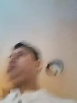 Snapshot of flaco16 chatting on 02/23/25, 09:37 flaco16 online show from 02/23/25, 09:37