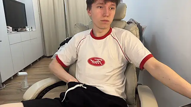 tommy colson online show from 10/27/25, 01:26