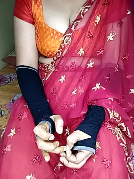 Snapshot of geetha_telugu_kan277 chatting on 10/10/25, 04:33 geetha telugu kan277 online show from 10/10/25, 04:33