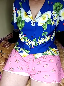 Snapshot of geetha_telugu_kan277 chatting on 11/05/25, 06:41 geetha telugu kan277 online show from 11/05/25, 06:41