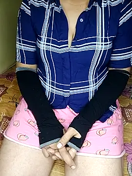 Snapshot of geetha_telugu_kan277 chatting on 11/14/25, 05:22 geetha telugu kan277 online show from 11/14/25, 05:22