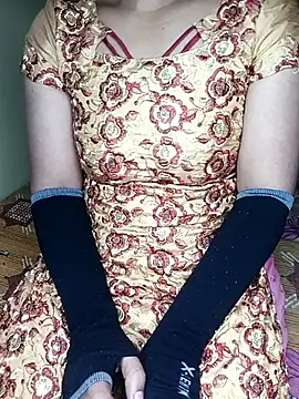 Snapshot of geetha_telugu_kan277 chatting on 11/16/25, 03:50 geetha telugu kan277 online show from 11/16/25, 03:50