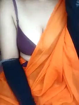 Snapshot of geetha_telugu_kan277 chatting on 02/11/26, 11:37 geetha telugu kan277 online show from 02/11/26, 11:37