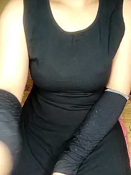 Snapshot of geetha_telugu_kan277 chatting on 03/05/26, 02:13 geetha telugu kan277 online show from 03/05/26, 02:13