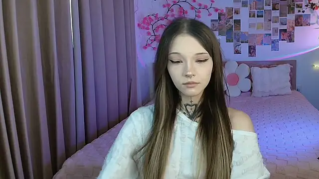 mefwhore online show from 04/25/26, 09:56