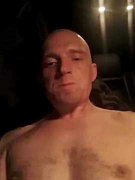 Snapshot of great_feeling chatting on 03/18/25, 08:26 great feeling online show from 03/18/25, 08:26