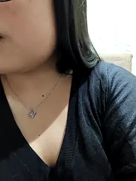 virginbrunette99 online show from 11/06/25, 06:03