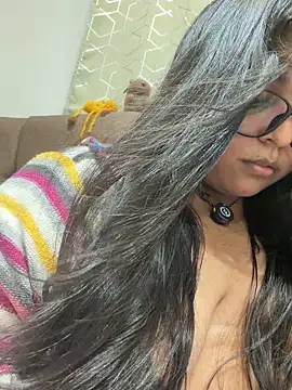 virginbrunette99 online show from 04/26/26, 10:13