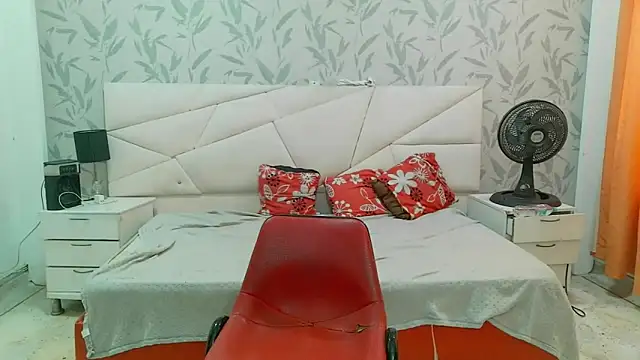 Snapshot of SexyPamela69 chatting on 04/27/26, 06:17 SexyPamela69 online show from 04/27/26, 06:17