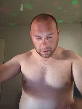 chris19851 online show from 06/07/26, 09:13