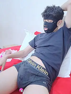 Snapshot of ARABCOUPLEVIP chatting on 03/30/26, 09:05 ARABCOUPLEVIP online show from 03/30/26, 09:05